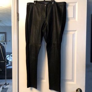 Kardashian Kollection Faux Leather XL Button up jeans. Black. Sexy lightly worn.